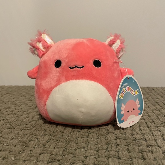 5” Axolotl Squishmallow Bundle - Picture 4 of 7